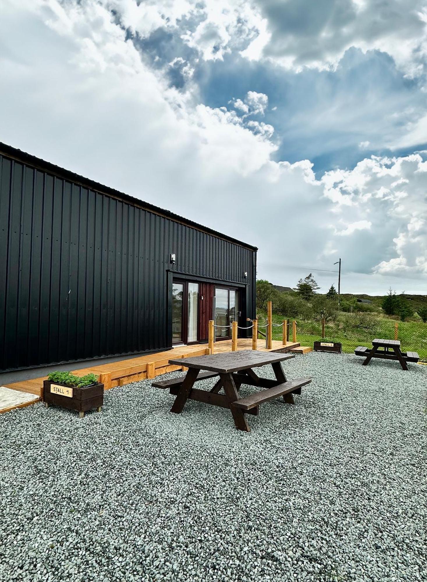 The Stalls, Glamping Units Glengrasco, Portree Apartment Borve  ภายนอก รูปภาพ